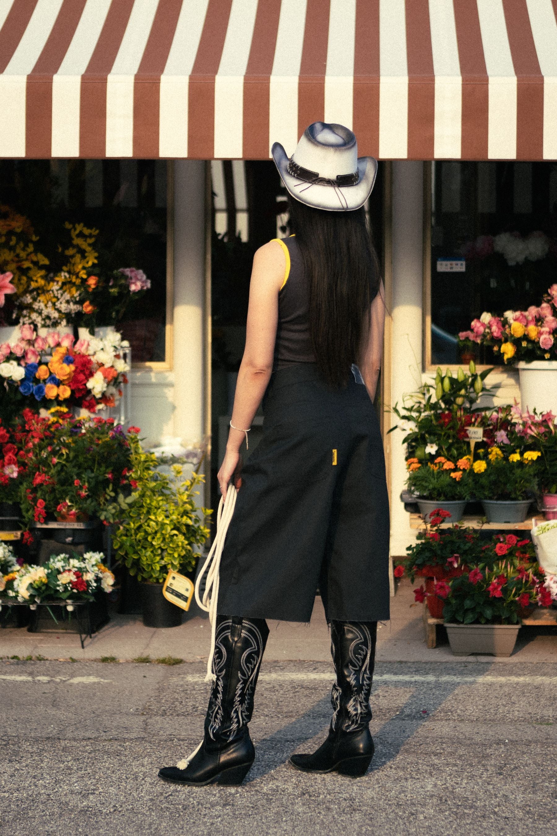 Cowboy jorts black