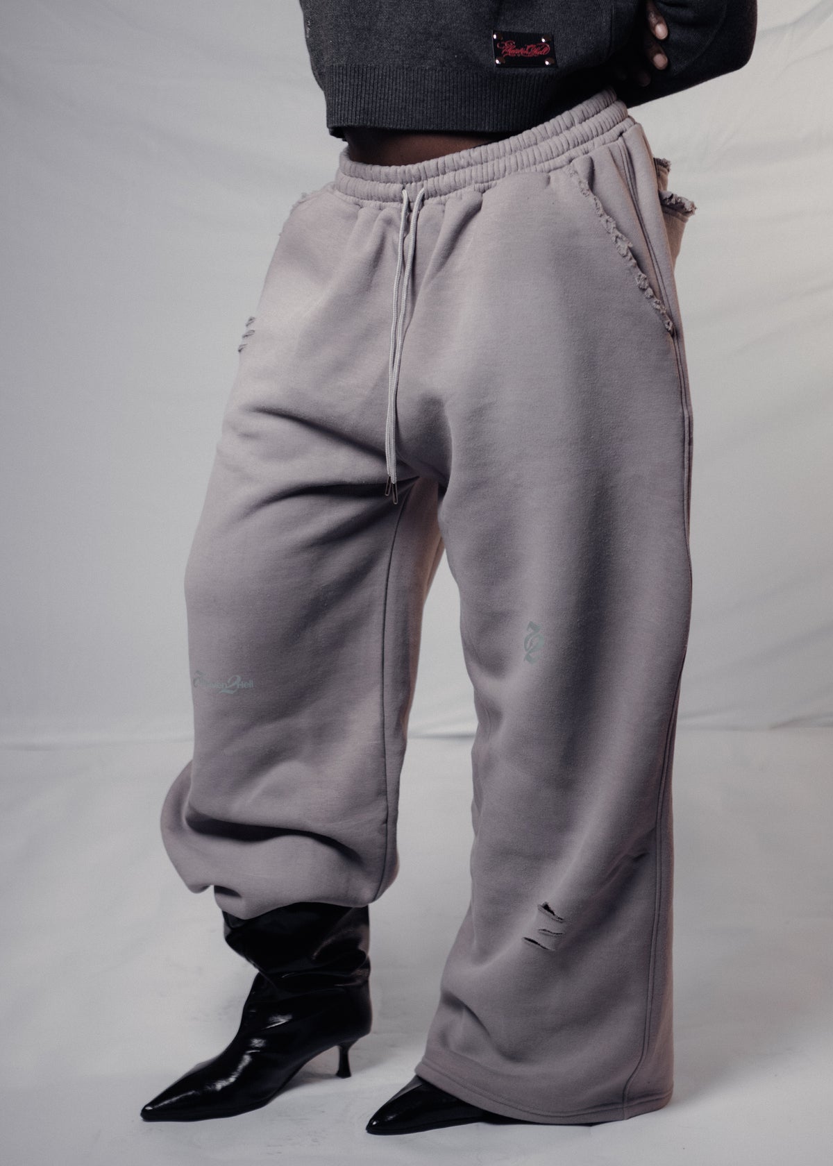 PANTS GREY