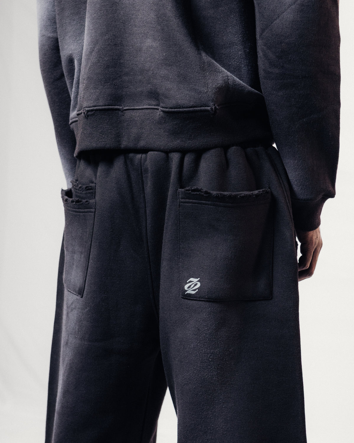 PANTS BLACK
