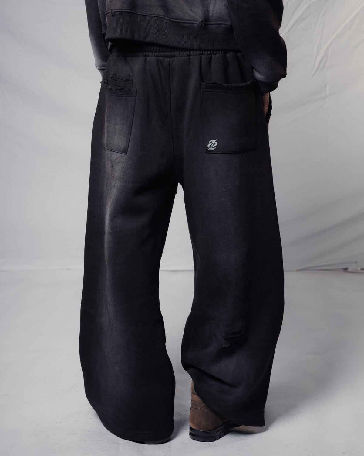 PANTS BLACK