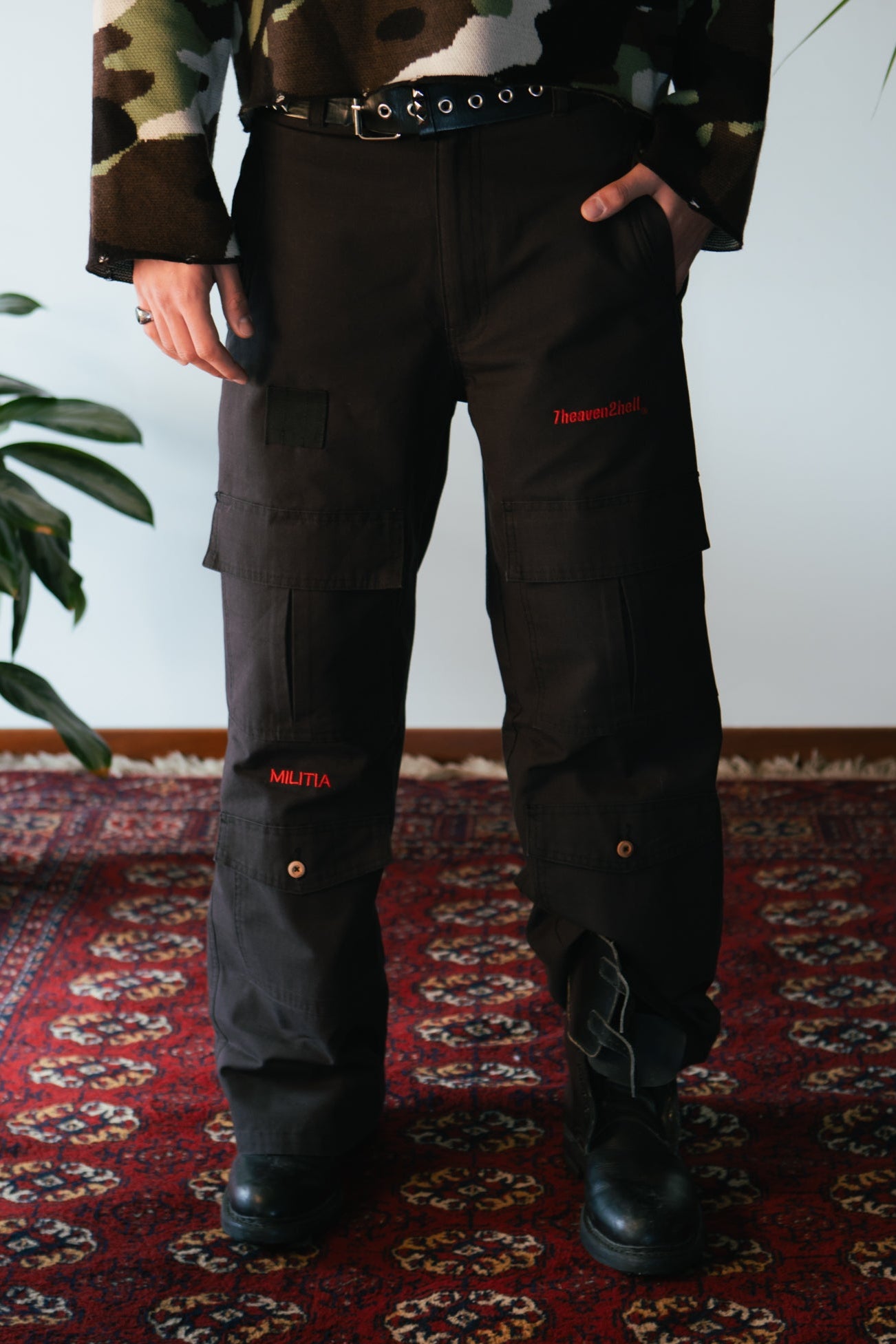 Cargo Black